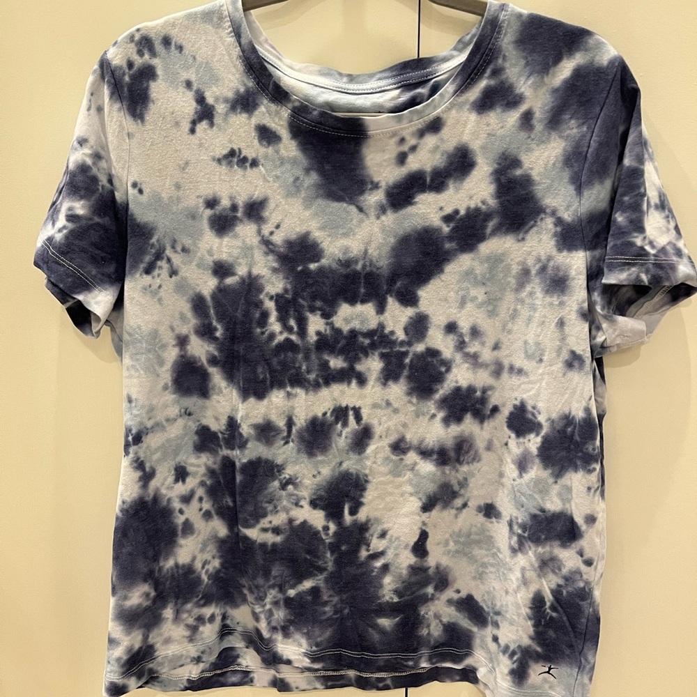 Danskin T shirt